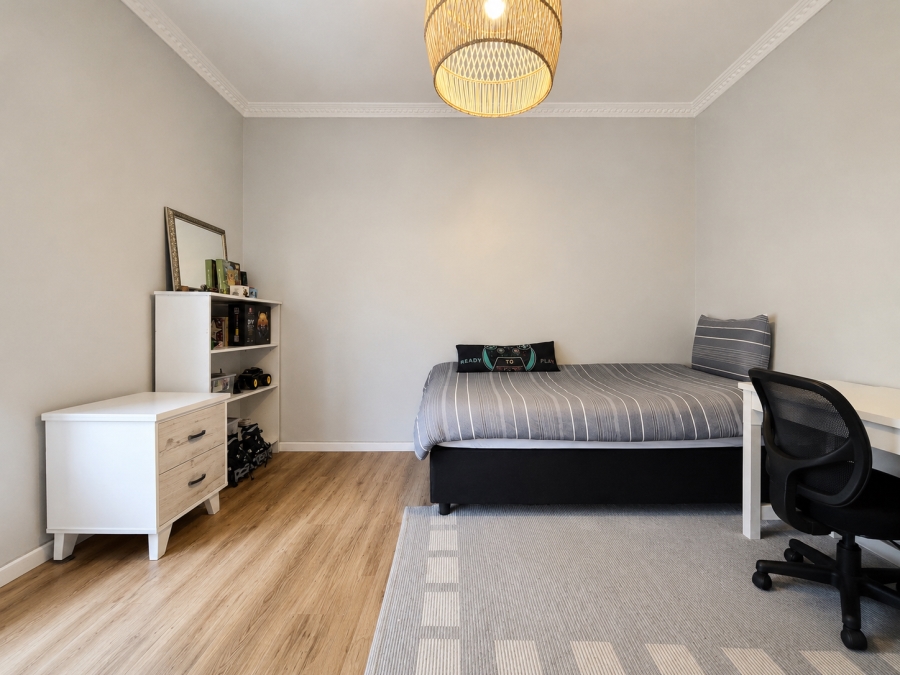 2 Bedroom Property for Sale in Wynberg Western Cape
